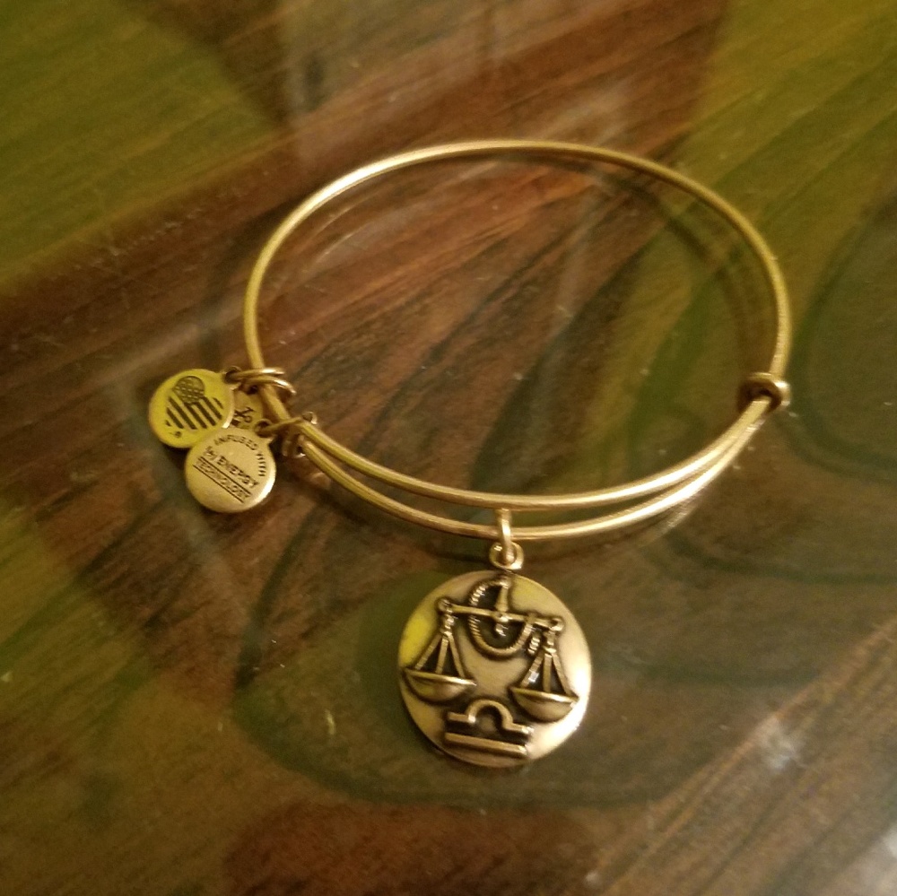 Adjustable Libra bracelet